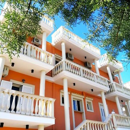 Marku Palace Ксамил Экстерьер фото