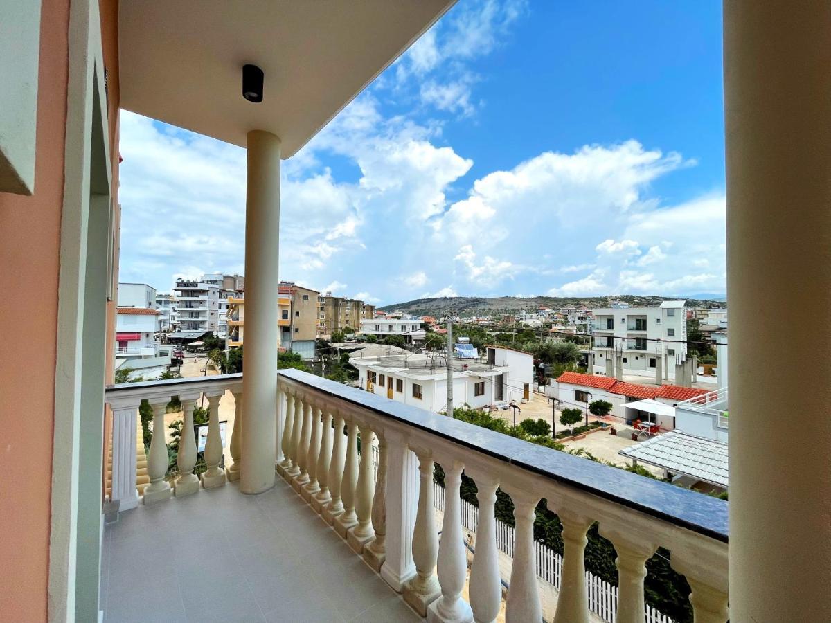 Marku Palace Ксамил Экстерьер фото